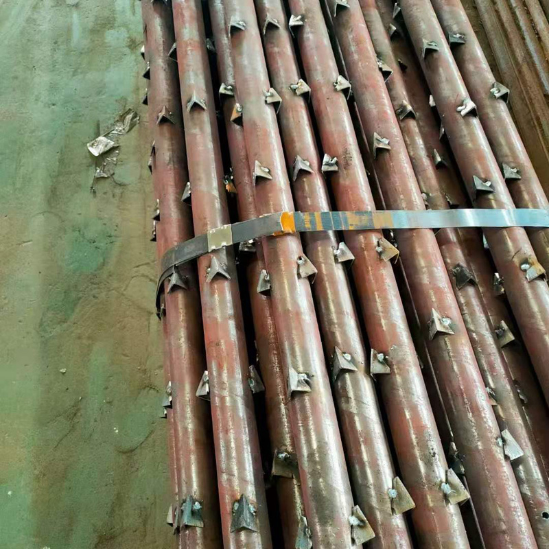 龙凤土钉小导管